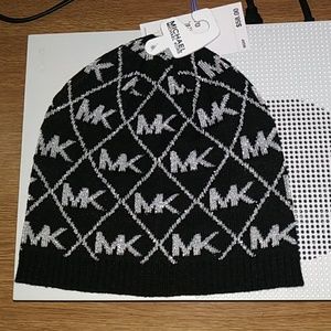 Michael Kors beanie hat